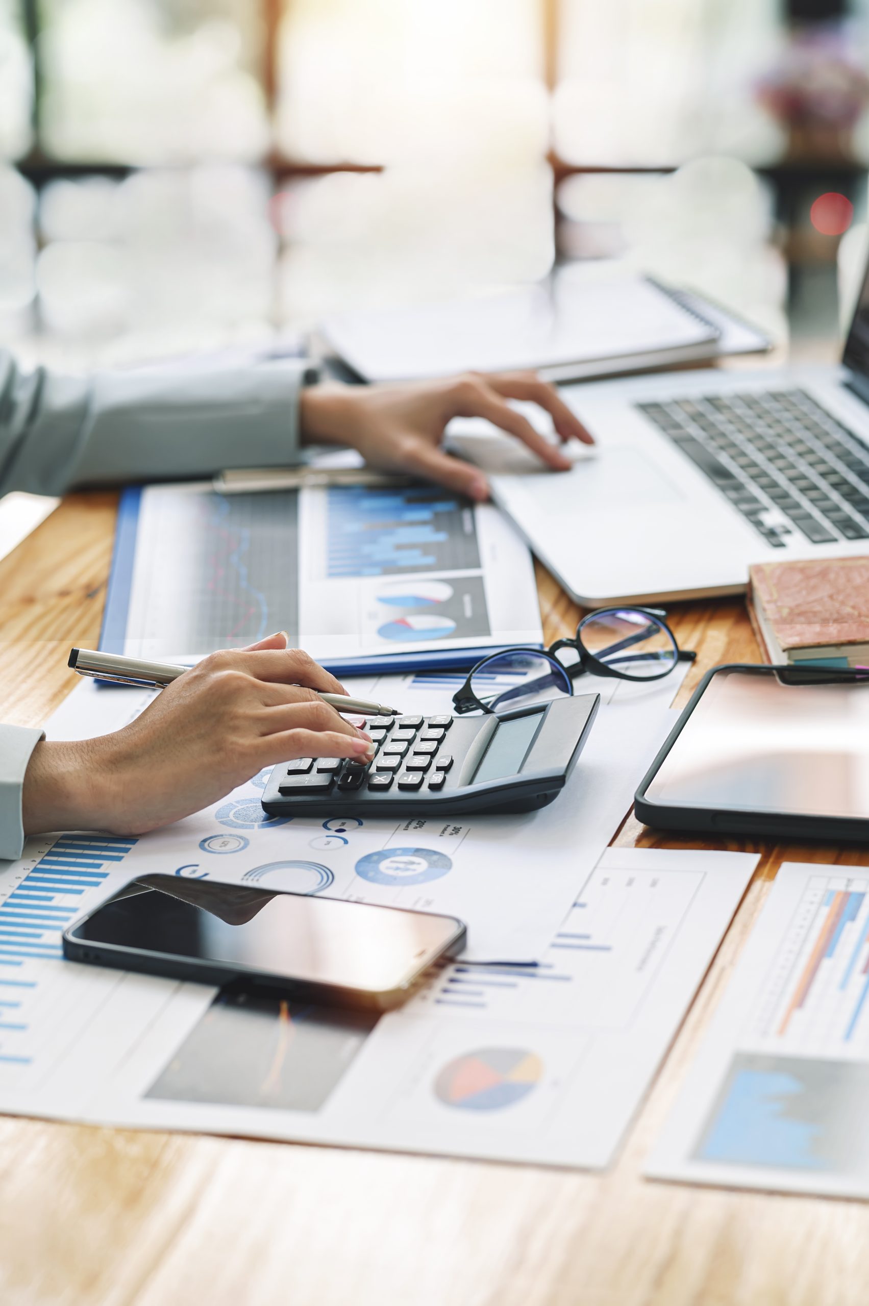 Consultoria contábil para autarquias com apoio digital e análise técnica